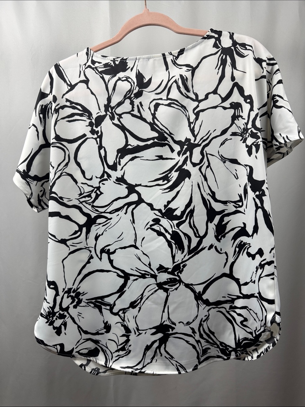 Anne Klein Floral Short Sleeve Blouse White Black Size M - Picture 8 of 10